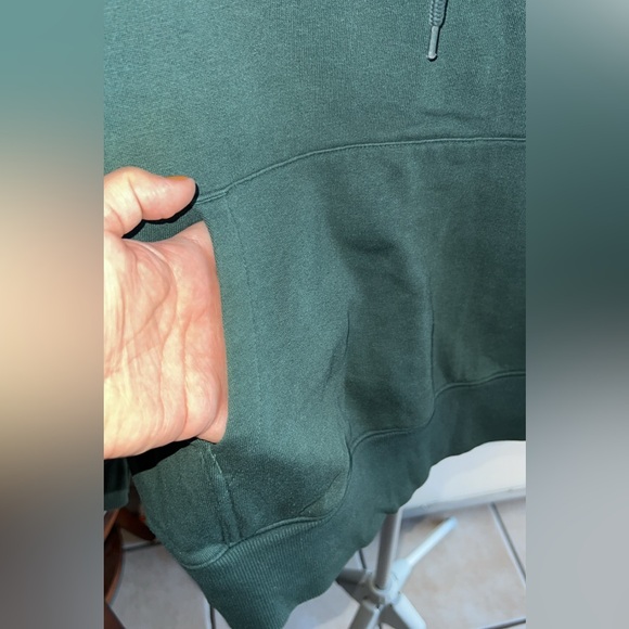 H&M- Hoodie Sweater - Picture 7 of 9